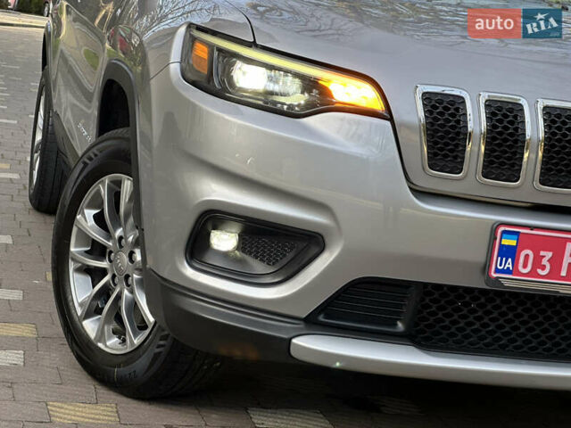 Серый Джип Чероки, объемом двигателя 2.4 л и пробегом 165 тыс. км за 15699 $, фото 75 на Automoto.ua