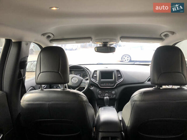 Серый Джип Чероки, объемом двигателя 3.2 л и пробегом 108 тыс. км за 16700 $, фото 34 на Automoto.ua