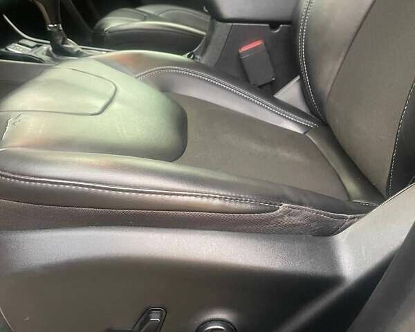 Сірий Джип Cherokee, об'ємом двигуна 2.36 л та пробігом 190 тис. км за 14900 $, фото 10 на Automoto.ua