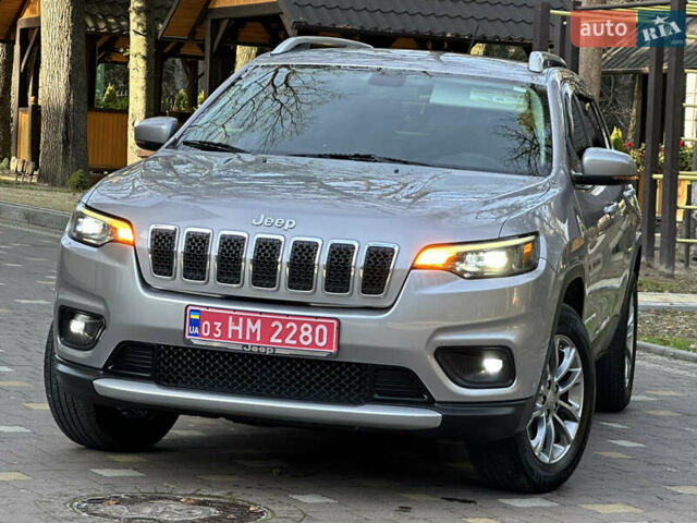 Серый Джип Чероки, объемом двигателя 2.4 л и пробегом 165 тыс. км за 15699 $, фото 16 на Automoto.ua