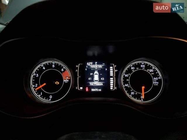 Серый Джип Чероки, объемом двигателя 2.36 л и пробегом 95 тыс. км за 2900 $, фото 8 на Automoto.ua