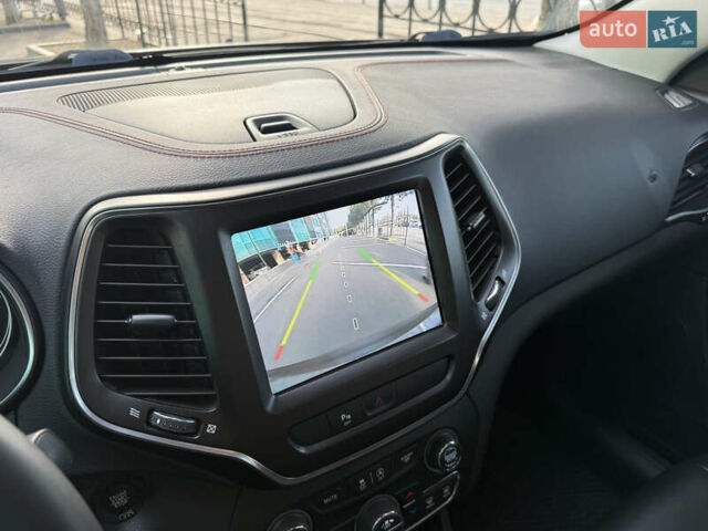 Сірий Джип Cherokee, об'ємом двигуна 3.24 л та пробігом 19 тис. км за 20900 $, фото 23 на Automoto.ua