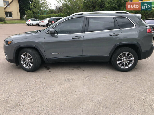 Сірий Джип Cherokee, об'ємом двигуна 3.24 л та пробігом 109 тис. км за 16200 $, фото 3 на Automoto.ua