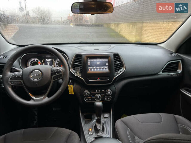 Серый Джип Чероки, объемом двигателя 2.36 л и пробегом 98 тыс. км за 15700 $, фото 15 на Automoto.ua