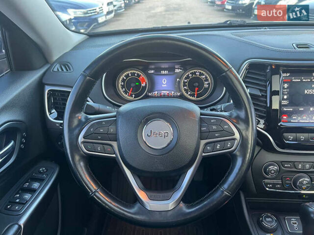 Серый Джип Чероки, объемом двигателя 3.24 л и пробегом 77 тыс. км за 21500 $, фото 24 на Automoto.ua