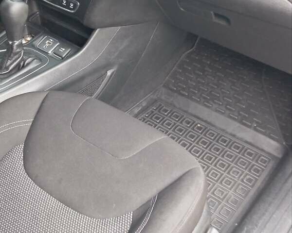 Сірий Джип Cherokee, об'ємом двигуна 2.36 л та пробігом 128 тис. км за 16000 $, фото 15 на Automoto.ua