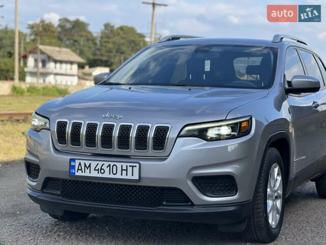 Сірий Джип Cherokee, об'ємом двигуна 2.36 л та пробігом 98 тис. км за 16500 $, фото 6 на Automoto.ua