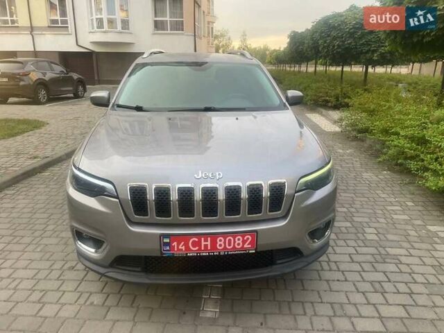 Сірий Джип Cherokee, об'ємом двигуна 2.36 л та пробігом 190 тис. км за 14900 $, фото 7 на Automoto.ua
