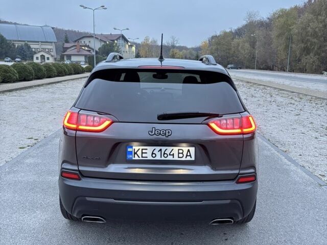 Серый Джип Чероки, объемом двигателя 3.2 л и пробегом 43 тыс. км за 21800 $, фото 4 на Automoto.ua