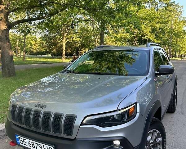 Сірий Джип Cherokee, об'ємом двигуна 3.24 л та пробігом 98 тис. км за 25900 $, фото 9 на Automoto.ua