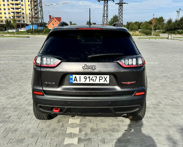 Серый Джип Чероки, объемом двигателя 3.24 л и пробегом 124 тыс. км за 18900 $, фото 5 на Automoto.ua