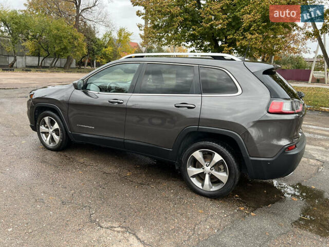 Сірий Джип Cherokee, об'ємом двигуна 3.2 л та пробігом 121 тис. км за 17800 $, фото 11 на Automoto.ua