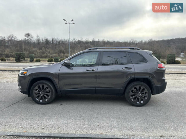 Сірий Джип Cherokee, об'ємом двигуна 3.24 л та пробігом 43 тис. км за 19199 $, фото 7 на Automoto.ua