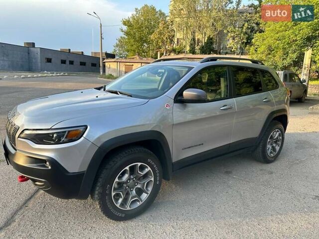 Сірий Джип Cherokee, об'ємом двигуна 3.24 л та пробігом 98 тис. км за 25900 $, фото 54 на Automoto.ua
