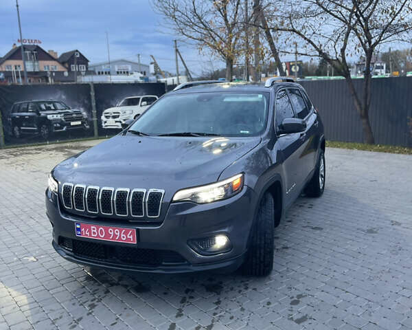 Серый Джип Чероки, объемом двигателя 1.99 л и пробегом 122 тыс. км за 17900 $, фото 1 на Automoto.ua