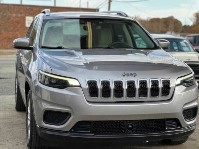 Сірий Джип Cherokee, об'ємом двигуна 2.4 л та пробігом 18 тис. км за 12300 $, фото 2 на Automoto.ua