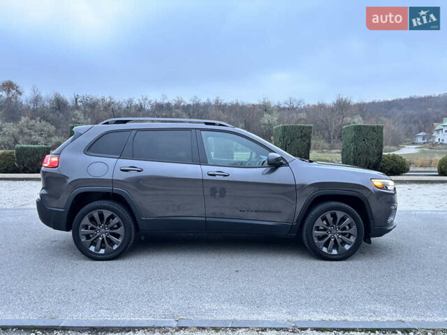 Серый Джип Чероки, объемом двигателя 3.24 л и пробегом 43 тыс. км за 21800 $, фото 16 на Automoto.ua