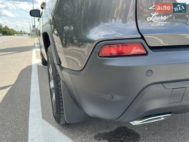 Джип Чероки 2021 в Броварах на Automoto.ua Серый Джип Чероки, объемом двигателя 3.24 л и пробегом 117 тыс. км за 20300 $, фото 8 на Automoto.ua