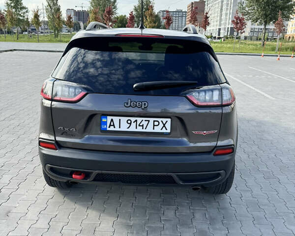 Серый Джип Чероки, объемом двигателя 3.24 л и пробегом 124 тыс. км за 18900 $, фото 12 на Automoto.ua