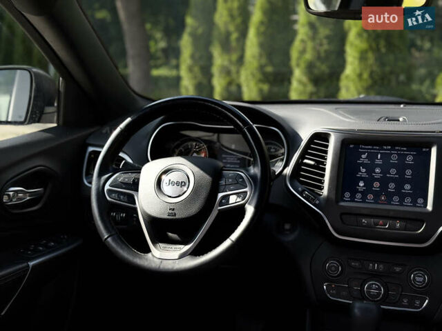 Серый Джип Чероки, объемом двигателя 3.24 л и пробегом 93 тыс. км за 23200 $, фото 14 на Automoto.ua