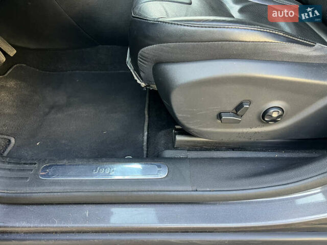 Джип Чероки 2021 в Броварах на Automoto.ua Серый Джип Чероки, объемом двигателя 3.24 л и пробегом 117 тыс. км за 20300 $, фото 4 на Automoto.ua