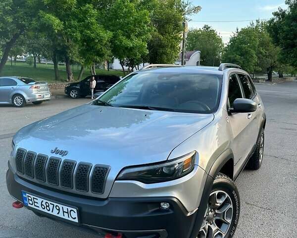 Сірий Джип Cherokee, об'ємом двигуна 3.24 л та пробігом 98 тис. км за 25900 $, фото 10 на Automoto.ua