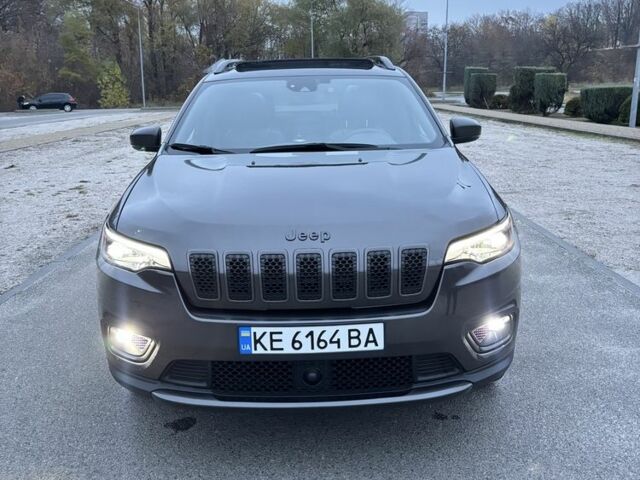Серый Джип Чероки, объемом двигателя 3.2 л и пробегом 43 тыс. км за 21800 $, фото 19 на Automoto.ua