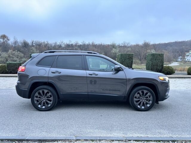 Серый Джип Чероки, объемом двигателя 3.2 л и пробегом 43 тыс. км за 21800 $, фото 17 на Automoto.ua