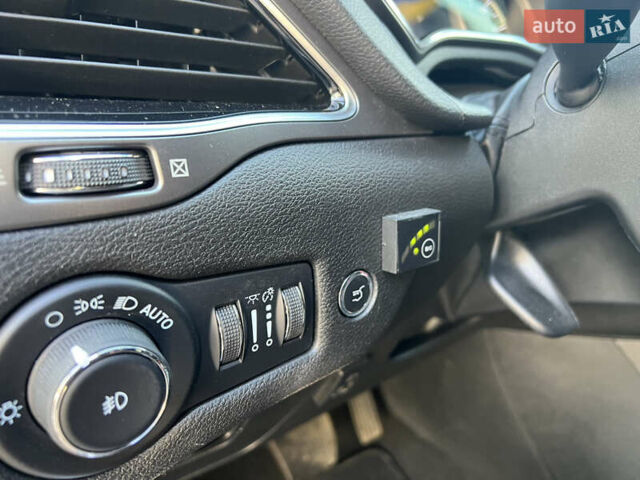 Джип Чероки 2021 в Броварах на Automoto.ua Серый Джип Чероки, объемом двигателя 3.24 л и пробегом 117 тыс. км за 20300 $, фото 3 на Automoto.ua