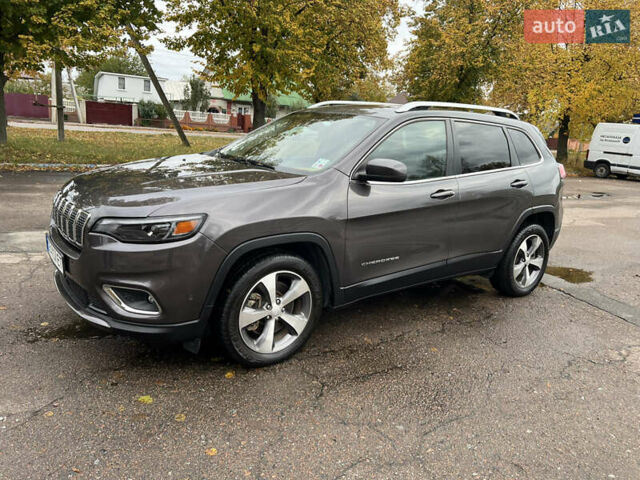 Сірий Джип Cherokee, об'ємом двигуна 3.2 л та пробігом 121 тис. км за 17800 $, фото 2 на Automoto.ua