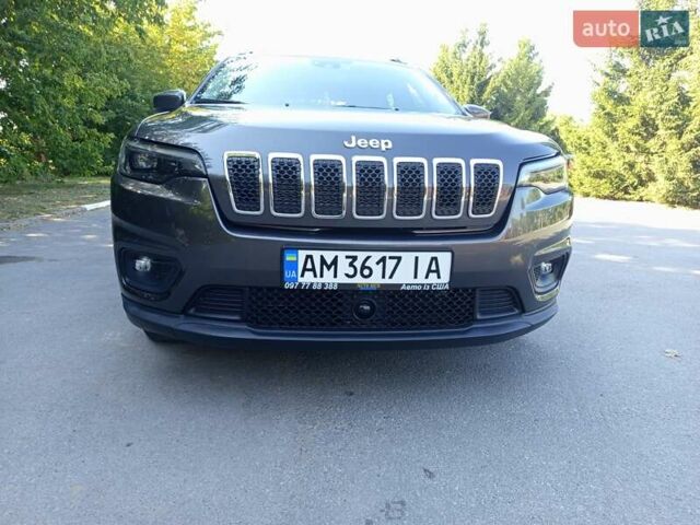 Сірий Джип Cherokee, об'ємом двигуна 3.24 л та пробігом 21 тис. км за 20400 $, фото 8 на Automoto.ua