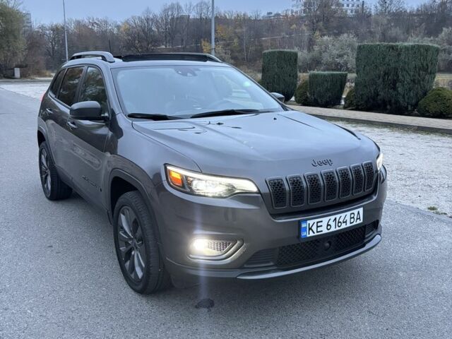 Серый Джип Чероки, объемом двигателя 3.2 л и пробегом 43 тыс. км за 21800 $, фото 20 на Automoto.ua