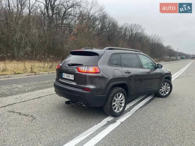 Сірий Джип Cherokee, об'ємом двигуна 3.24 л та пробігом 99 тис. км за 20500 $, фото 6 на Automoto.ua