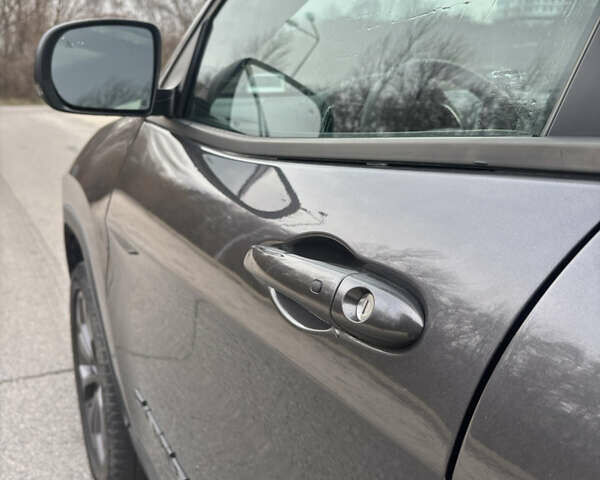 Сірий Джип Cherokee, об'ємом двигуна 3.24 л та пробігом 43 тис. км за 19199 $, фото 8 на Automoto.ua