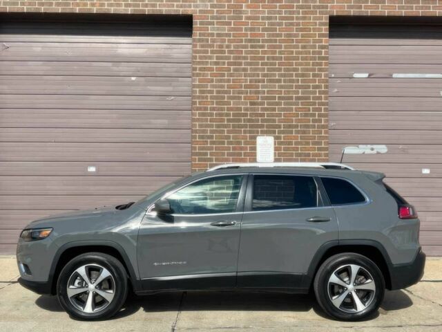 Сірий Джип Cherokee, об'ємом двигуна 3.2 л та пробігом 46 тис. км за 15200 $, фото 6 на Automoto.ua