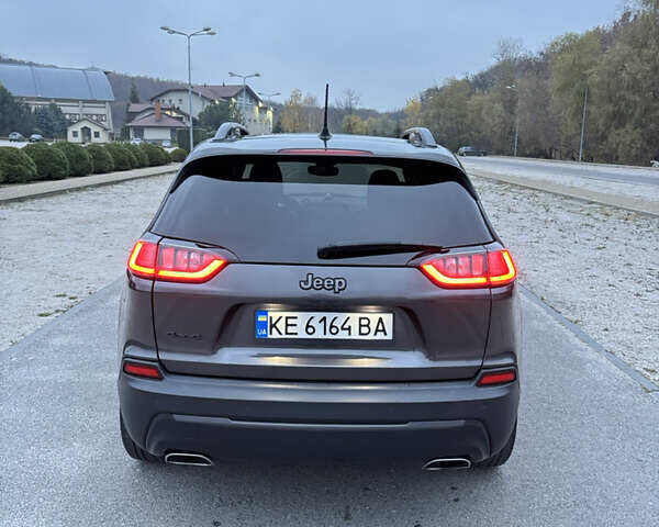 Серый Джип Чероки, объемом двигателя 3.24 л и пробегом 43 тыс. км за 21800 $, фото 4 на Automoto.ua