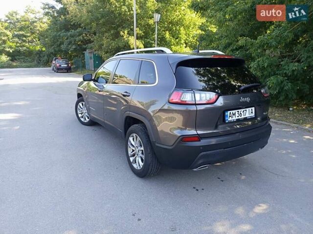 Сірий Джип Cherokee, об'ємом двигуна 3.24 л та пробігом 21 тис. км за 20400 $, фото 3 на Automoto.ua