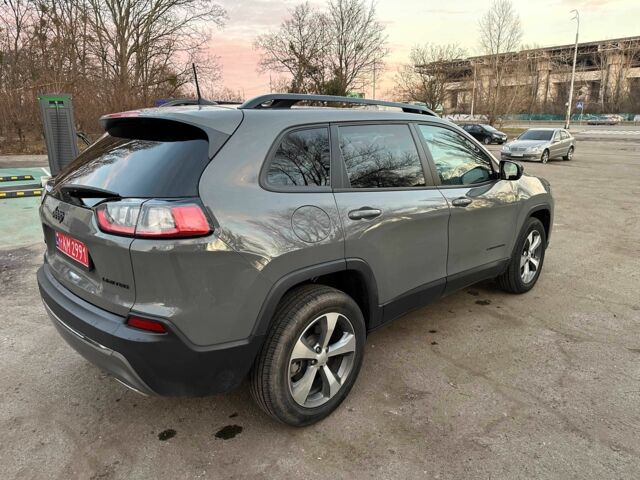 Сірий Джип Cherokee, об'ємом двигуна 3.2 л та пробігом 55 тис. км за 21800 $, фото 5 на Automoto.ua