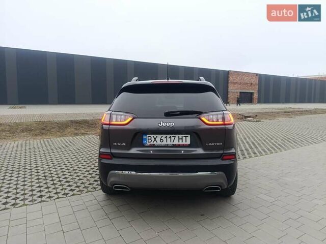 Серый Джип Чероки, объемом двигателя 3.24 л и пробегом 82 тыс. км за 28000 $, фото 7 на Automoto.ua