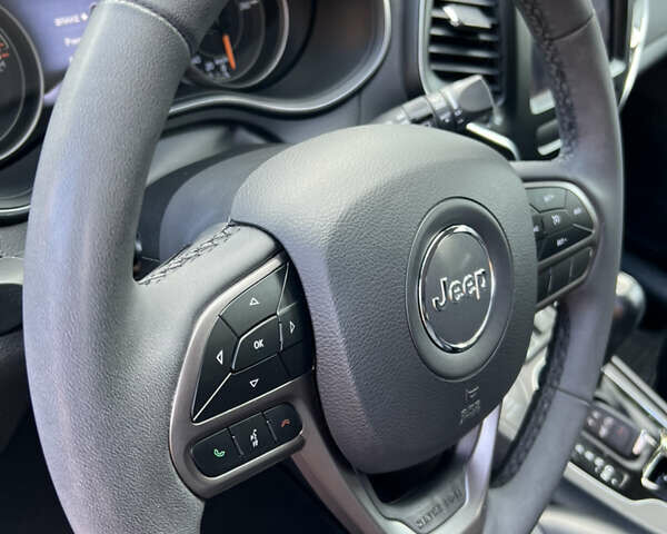 Сірий Джип Cherokee, об'ємом двигуна 3.2 л та пробігом 93 тис. км за 18900 $, фото 45 на Automoto.ua