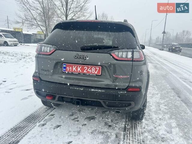Серый Джип Чероки, объемом двигателя 3.24 л и пробегом 22 тыс. км за 25000 $, фото 5 на Automoto.ua