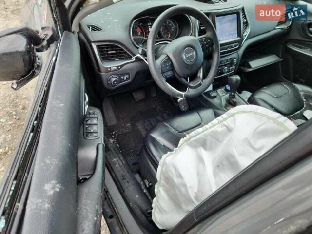 Серый Джип Чероки, объемом двигателя 3.2 л и пробегом 154 тыс. км за 9000 $, фото 8 на Automoto.ua