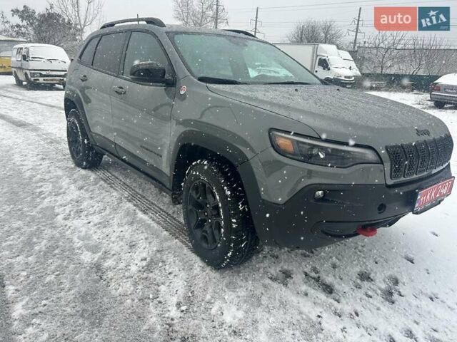 Серый Джип Чероки, объемом двигателя 3.24 л и пробегом 22 тыс. км за 25000 $, фото 2 на Automoto.ua