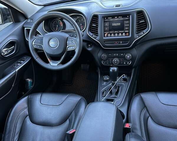 Серый Джип Чероки, объемом двигателя 3.2 л и пробегом 49 тыс. км за 22500 $, фото 27 на Automoto.ua