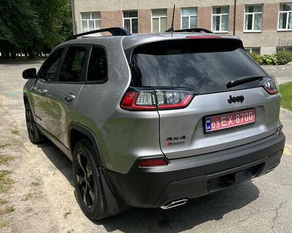 Сірий Джип Cherokee, об'ємом двигуна 3.2 л та пробігом 93 тис. км за 18900 $, фото 19 на Automoto.ua