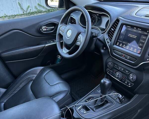 Серый Джип Чероки, объемом двигателя 3.2 л и пробегом 49 тыс. км за 22500 $, фото 16 на Automoto.ua