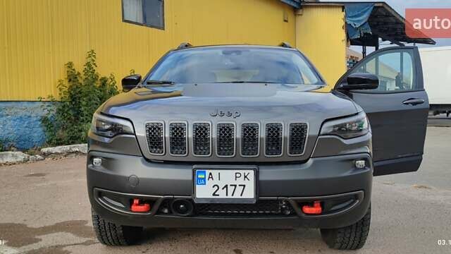 Сірий Джип Cherokee, об'ємом двигуна 3.24 л та пробігом 33 тис. км за 26000 $, фото 1 на Automoto.ua