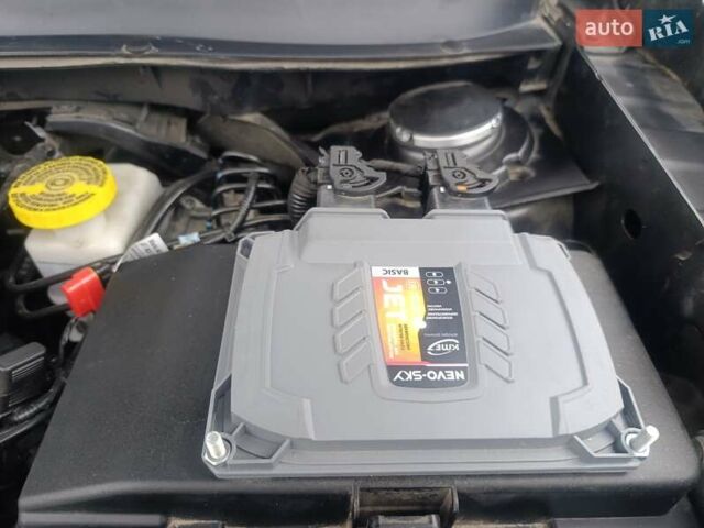 Серый Джип Чероки, объемом двигателя 3.24 л и пробегом 82 тыс. км за 28000 $, фото 35 на Automoto.ua