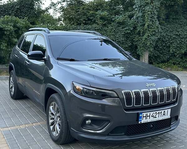 Сірий Джип Cherokee, об'ємом двигуна 3.24 л та пробігом 57 тис. км за 19800 $, фото 1 на Automoto.ua