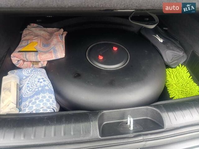 Серый Джип Чероки, объемом двигателя 3.24 л и пробегом 82 тыс. км за 28000 $, фото 28 на Automoto.ua